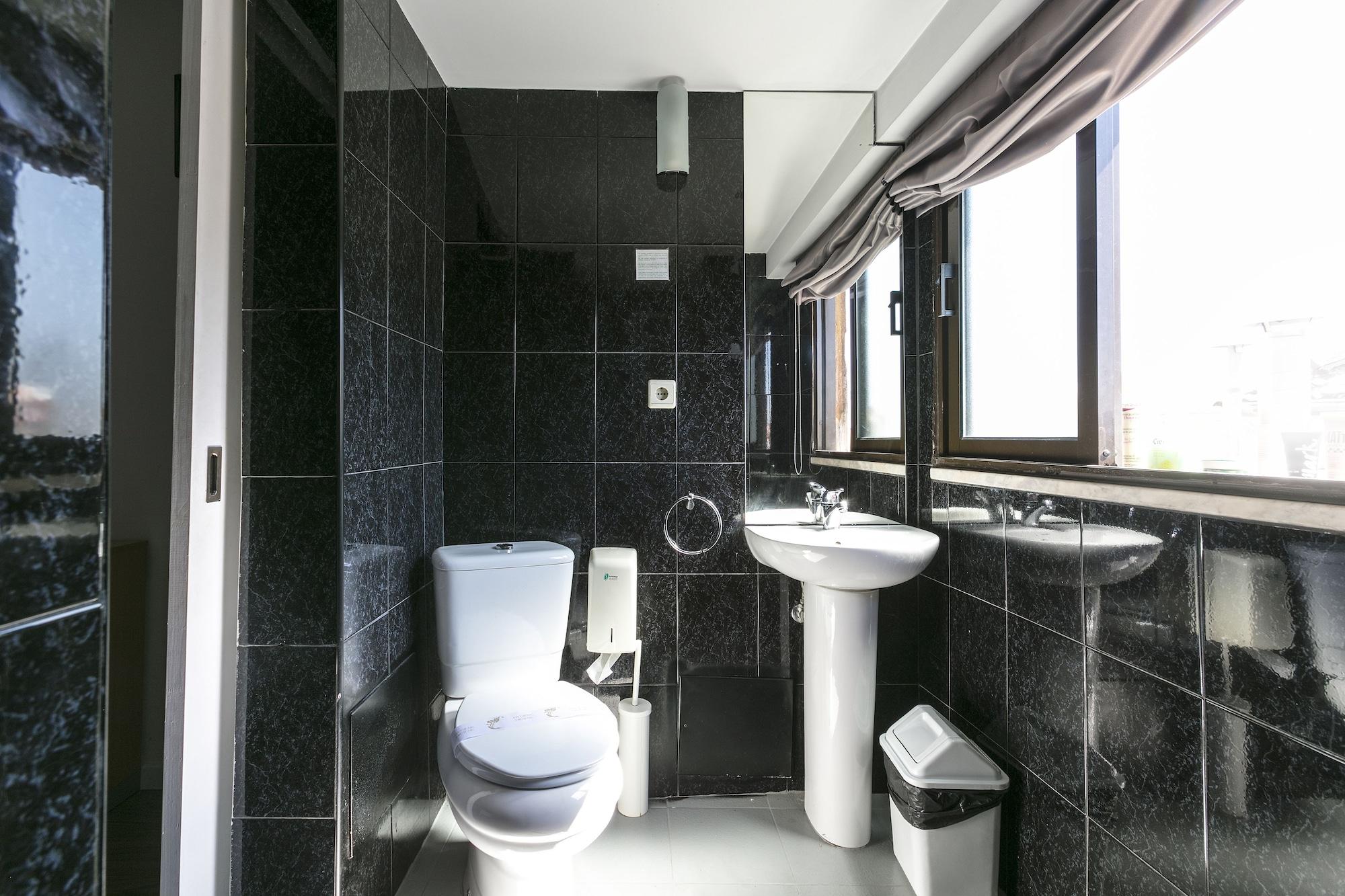Guest House Porto Clerigus Bagian luar foto