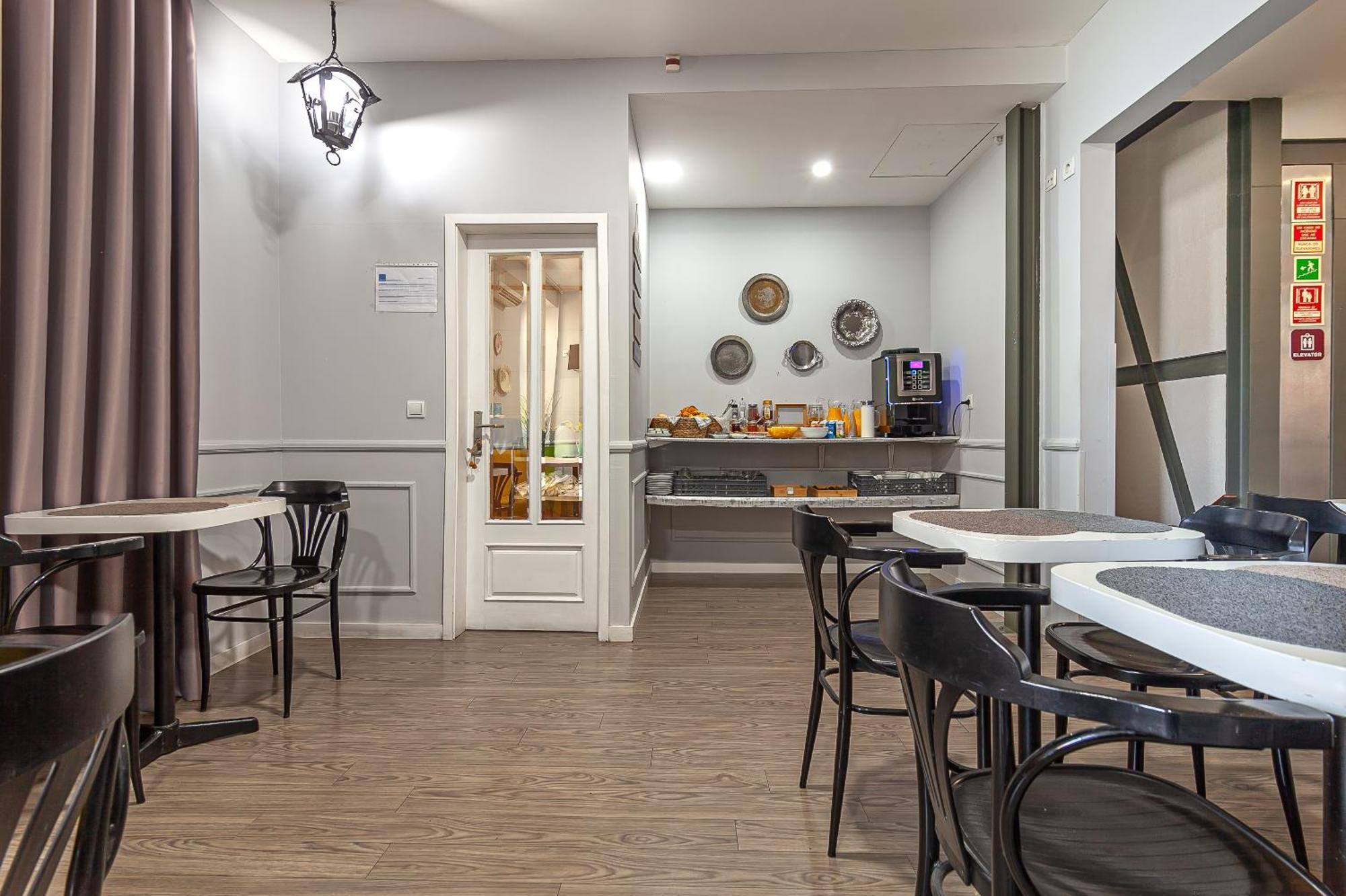 Guest House Porto Clerigus Bagian luar foto