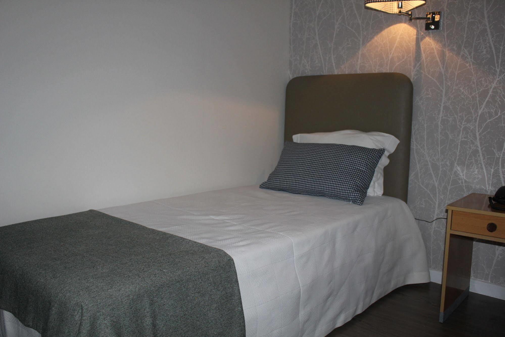 Guest House Porto Clerigus Bagian luar foto