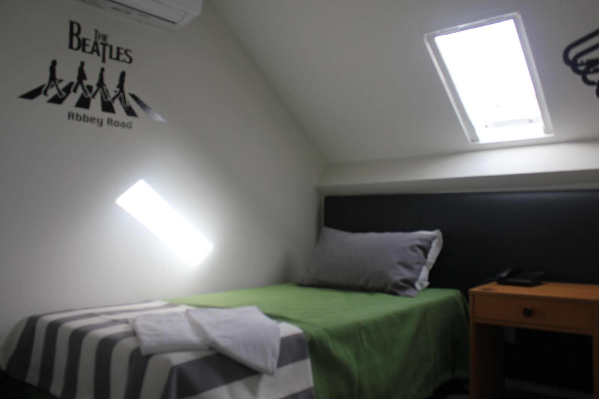 Guest House Porto Clerigus Bagian luar foto