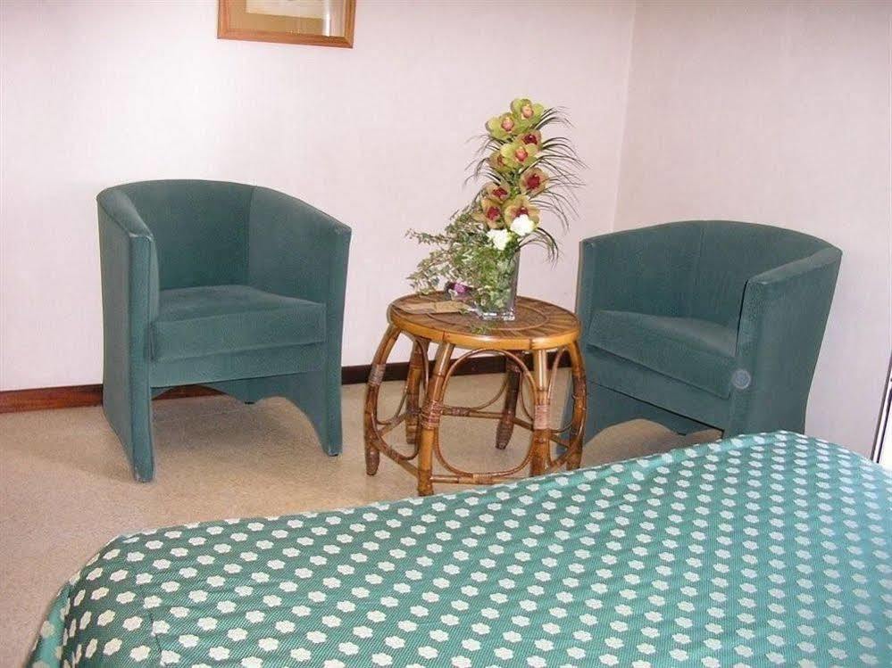 Guest House Porto Clerigus Bagian luar foto